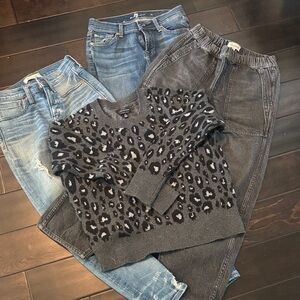 Madewell 7 for All Mankind Lucky Brand 

4 for $25

No bundling, will cancel.